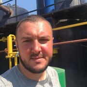  Posen,  Andrii, 42
