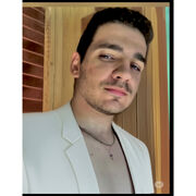  ,   Eugen, 32 ,   ,   