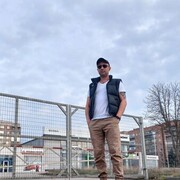  ,  Alex, 34