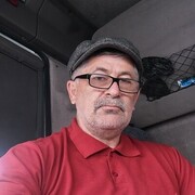  -,  Kamil, 53