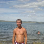  ,   Pavel, 41 ,  