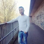  ,   Khan, 33 ,   ,   