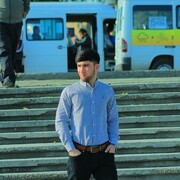  ,  Leon, 28