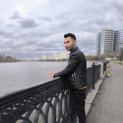  ,   Khan, 33 ,   ,   