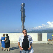  ,   Nikita, 48 ,  