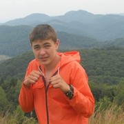  ,   Catalin, 28 ,   