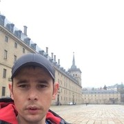  ,   London, 40 ,   