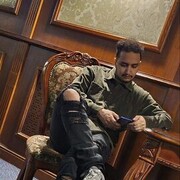  Palais-Bourbon,   Youssef, 25 ,   ,   