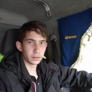  ,   Mikhail, 25 ,   ,   