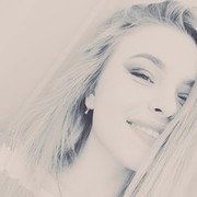 ,  Inna, 24