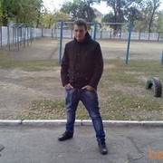  ,   Jeka, 33 ,   