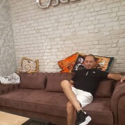  ,   Anton, 46 ,   ,   