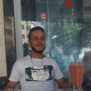  ,   Yassine, 25 ,   ,   