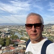  ,   Eduard, 53 ,   ,   