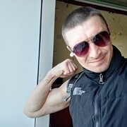  ,   Denis, 31 ,   