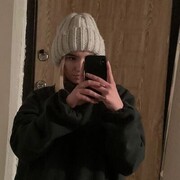  ,   Anna, 23 ,   