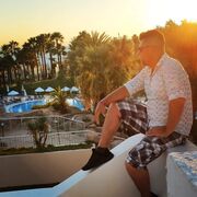  ,   Koray, 36 ,   ,   