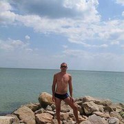  ,  Vova, 45