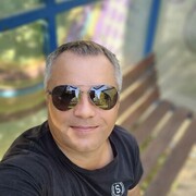  ,   Vadim, 48 ,   ,   