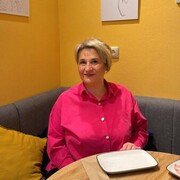  ,   Diana, 53 ,   