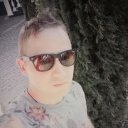  ,  Adrian, 28