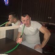  ,  Zhenya, 40