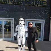 ����������