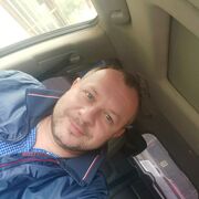  ,   Viktor, 39 ,   ,   