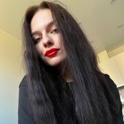  ,   Julia, 23 ,   ,   