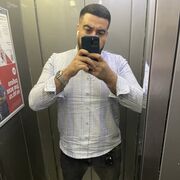  ,  Roman, 30