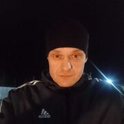  ,  Alex, 40