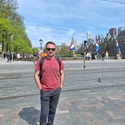  ,  Alex, 38