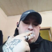   ,  Yan, 33
