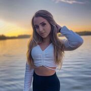  , 