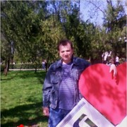  ,   Viktor, 38 ,   