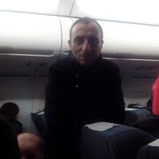   ,  Levon, 50