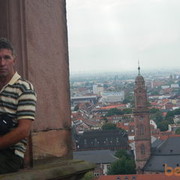  ,   Deutscher, 52 ,   