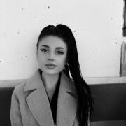  ,  Lika, 26