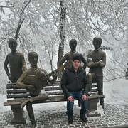  ,  Andrei, 39