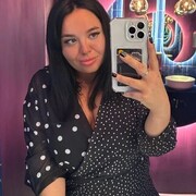  ,  Nastia, 29