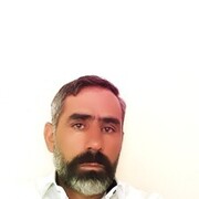  ,  Umut bager, 40