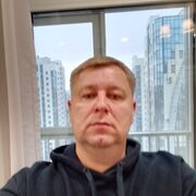  ,  Mihhail, 48