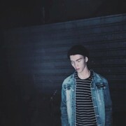  ,   Vladislav, 27 ,     