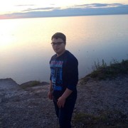  ,   Maxim, 30 ,   