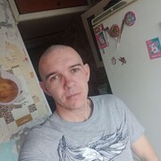  ,  Aleksandr, 32