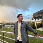  ,  Valera, 27