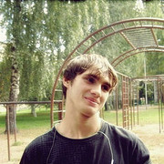  ,  Andris, 33