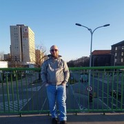  Garwolin,  Levan, 40