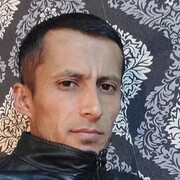  ,  Axmed, 37