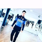  ,   Adam monaji, 33 ,   ,   , c 